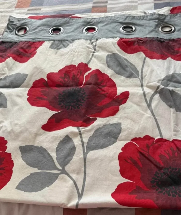 Poppy Flower Full Length Curtain 2