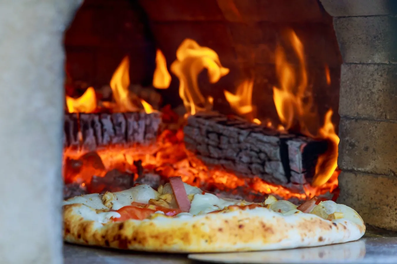 5 Creative Uses of Fire Bricks in Outdoor Kitchens