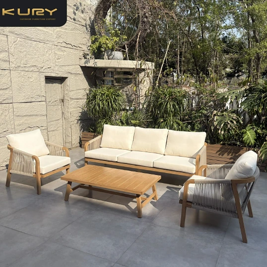 outdoor-living-room-with-outdoor-sofa-set